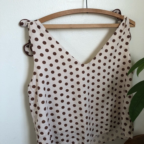 Cream top with brown dots - Picture 5 of 6